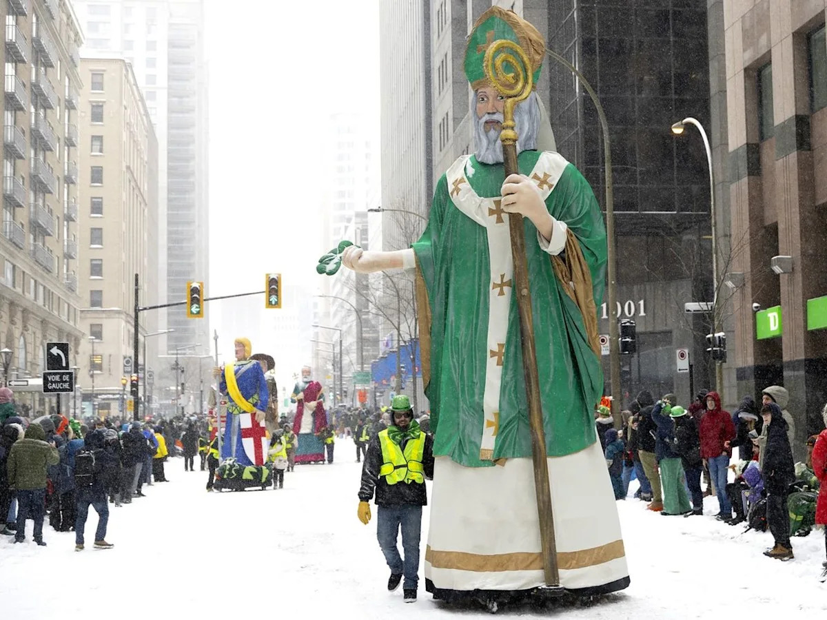 Photos: Irish spirit keeps spectators warm for a snowy St. Patrick's Parade in downtown Montreal