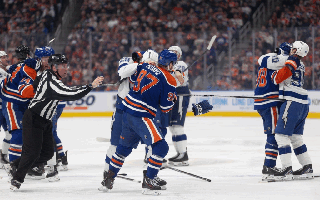 Kucherov shines with four points for Lightning in 5-2 win over Oilers