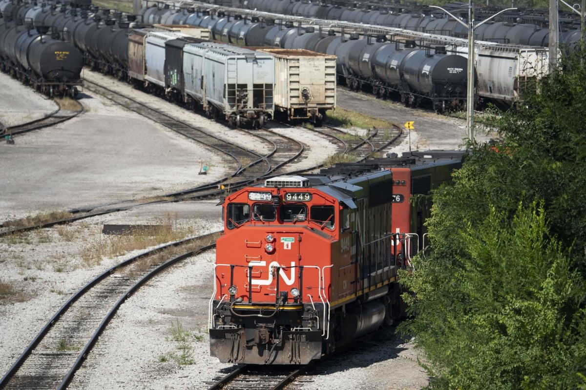 Ottawa accused of preferential treatment with coming rail subsidies for steel, lumber