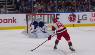 CAR@TOR: Robinson with a Goal vs. Toronto Maple Leafs