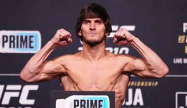 UFC London weigh-in video: Evloev vs. Murphy
