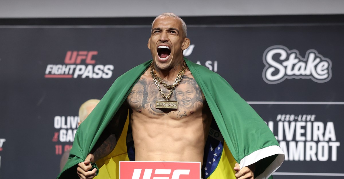 Charles Oliveira aims for quick finish of Max Holloway for ‘dream’ UFC White House turnaround