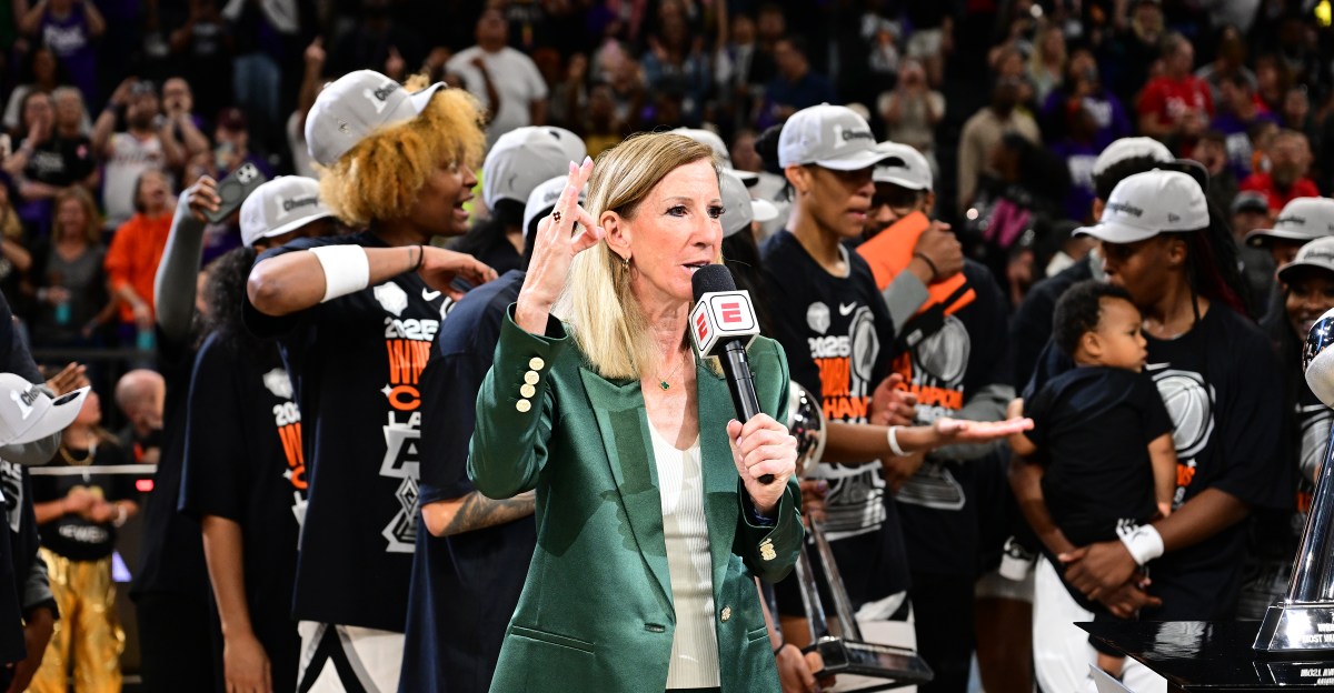 Report: WNBA, WNBPA to meet for last minute CBA negotiations