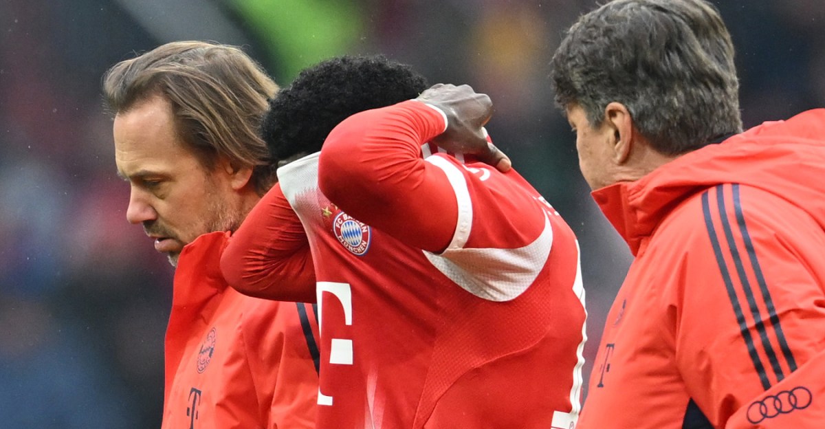Bayern Munich’s Alphonso Davies suffers an injury against Atalanta and walks off the pitch