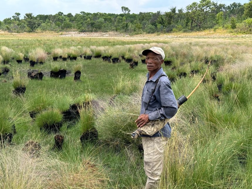 Xui, a KhoiSan master tracker, was a key figure in the expedition and Herzog's film.