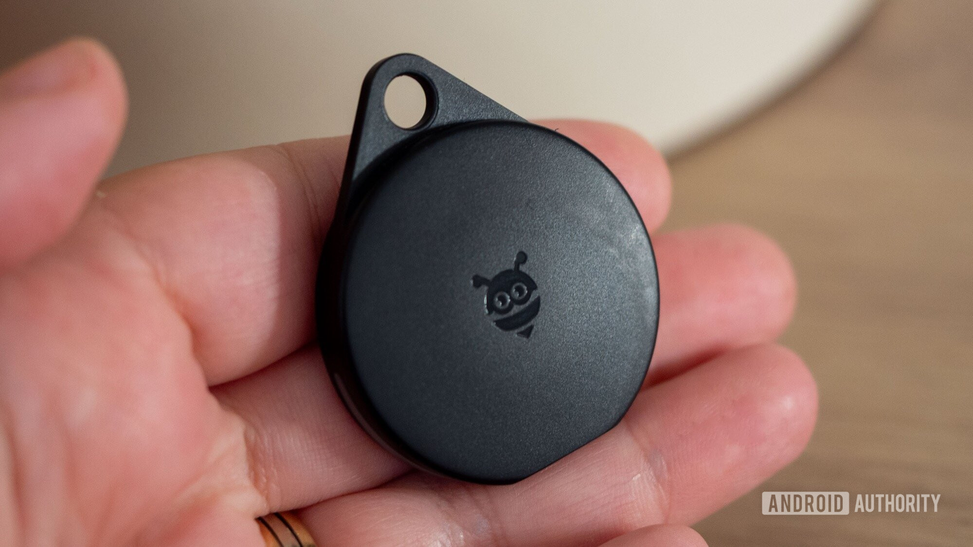 google find hub bluetooth tracker pebblebee clip universal