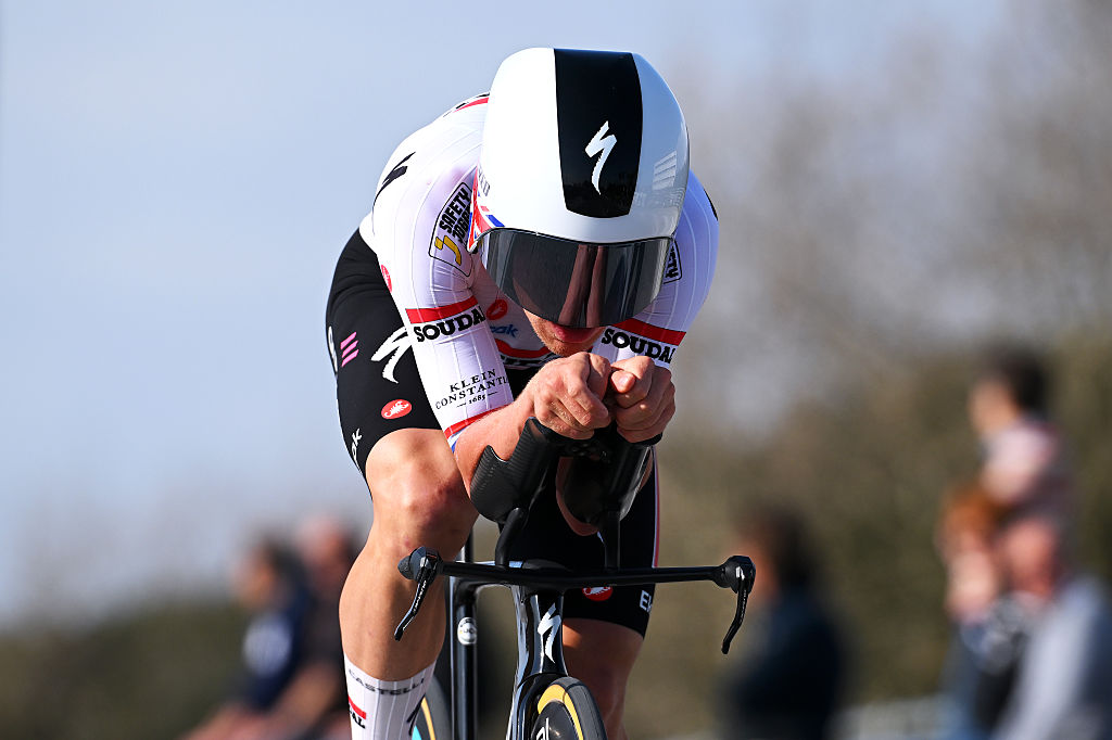 LIDO DI CAMAIORE, ITALY - MARCH 09: Ethan Hayter of Great Britain and Team Soudal Quick-Step sprints during the 61st Tirreno-Adriatico 2026, Stage 1 a 11.5km individual time trial stage from Lido di Camaiore to Lido di Camaiore / #UCIWT / on March 09, 2026 in Lido di Camaiore, Italy. (Photo by Tim de Waele/Getty Images)