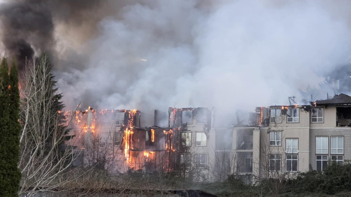 Firefighters called to massive structure fire at retirement home in Mission | Fraser Valley Today