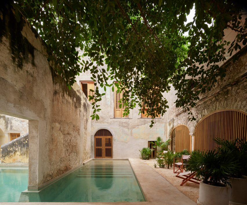 Pool in Mérida hotel