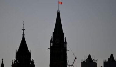 Watchdog finds little oversight over multi-billion-dollar Indigenous procurement program - National