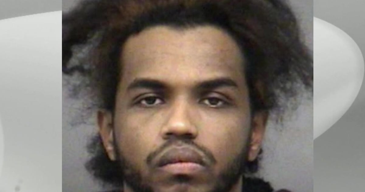 One suspect arrested in connection to robbery at Mississauga hotel – CP24