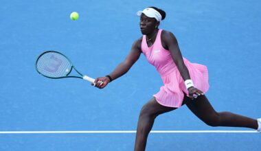 Mboko's Miami Open run ends with straight sets loss to Muchová in the quarters – TSN