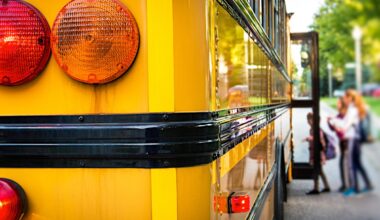 Canada’s electric school bus transition earns poor grades in most provinces
