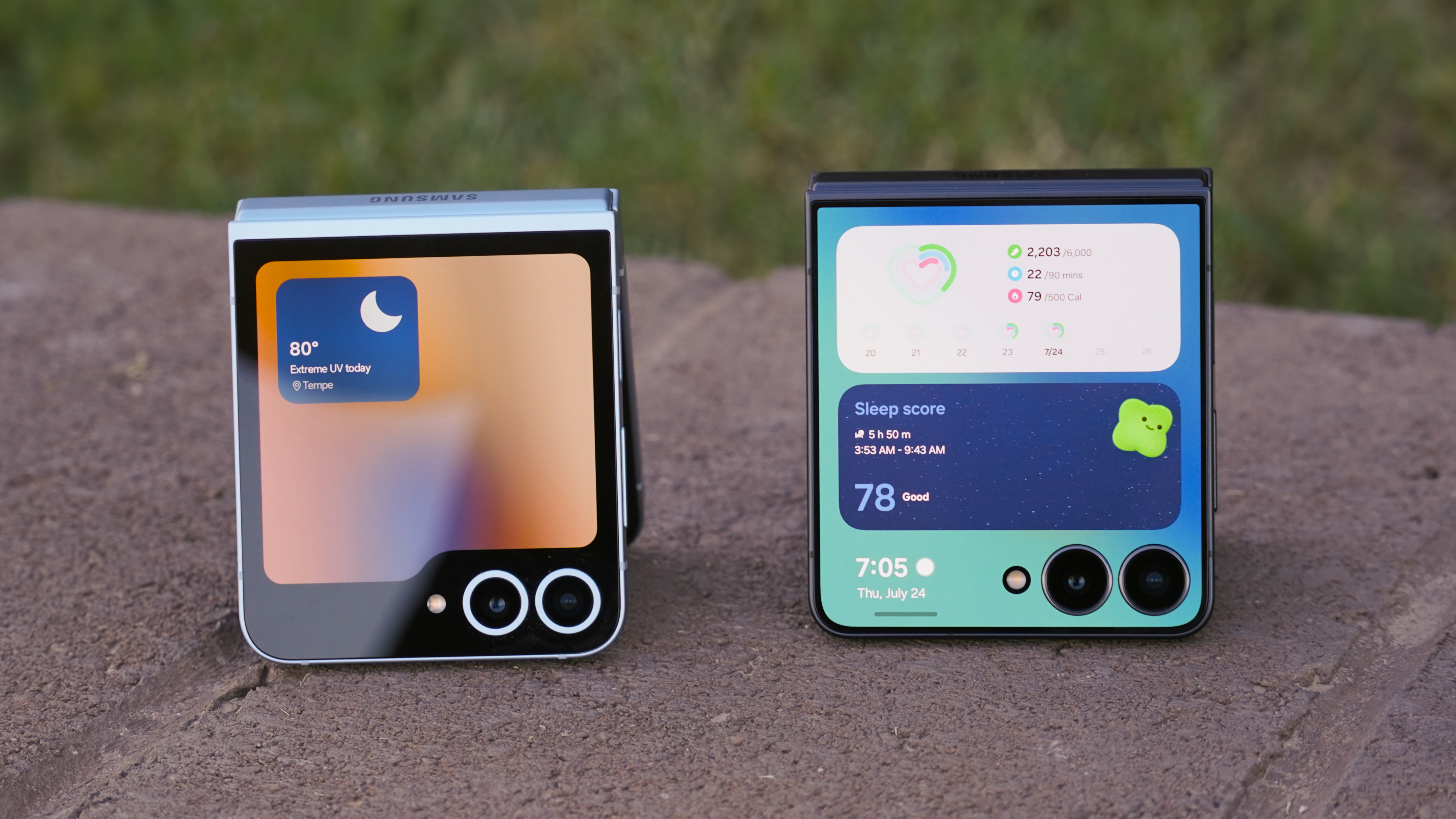 The cover screen experience on the Samsung Galaxy Z Flip 7 compared to the Galaxy Z Flip 6.