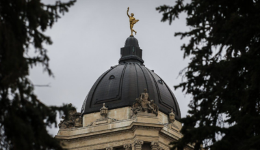 Restaurant group says Manitoba tax cut puts them at a disadvantage
