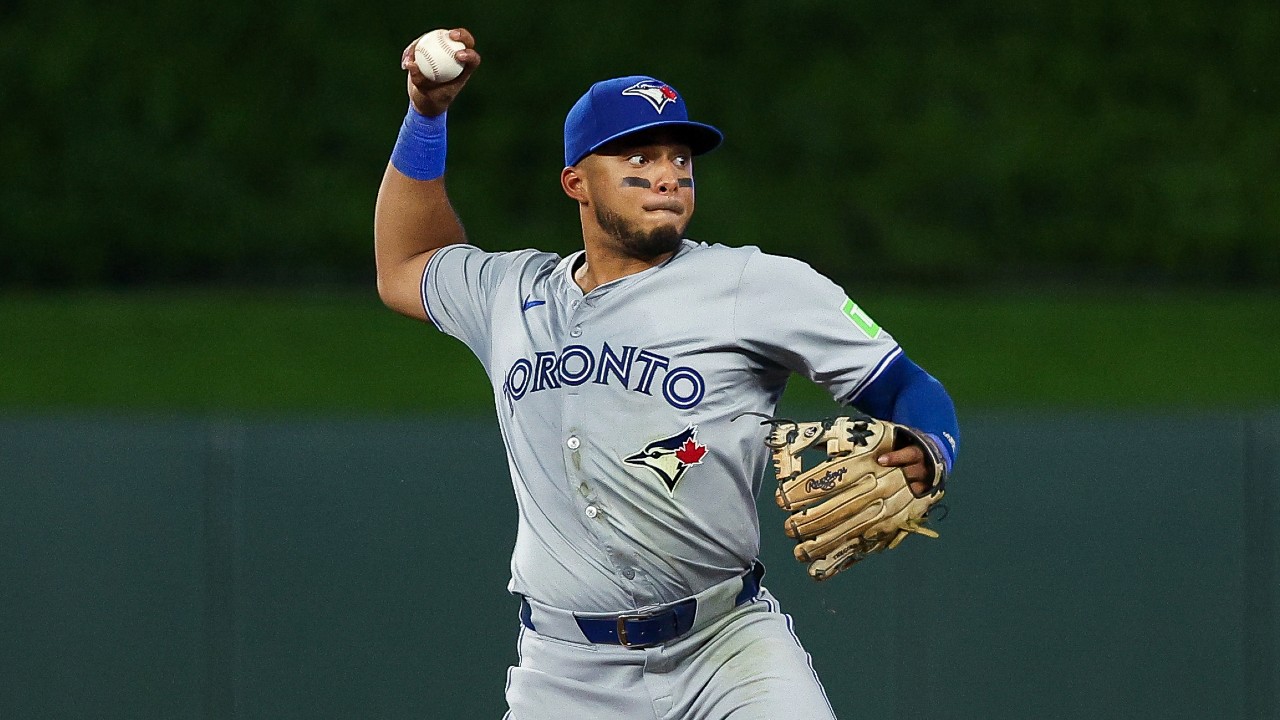 Blue Jays trade Leo Jimenez to Marlins