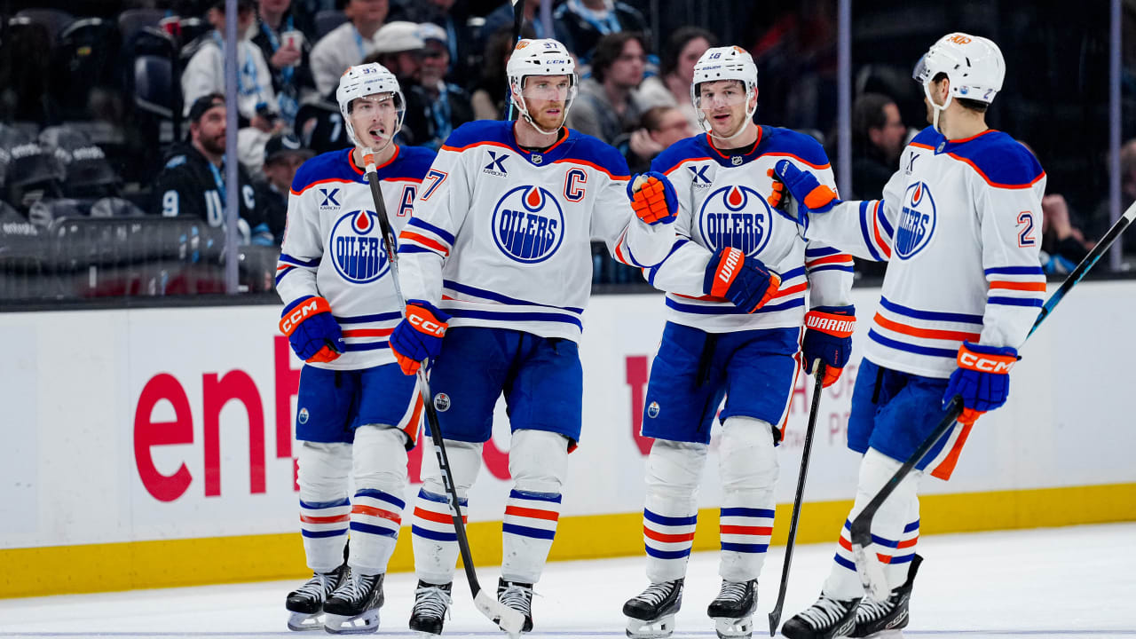 McDavid scores twice, reaches 1,200 points in Oilers win against Mammoth