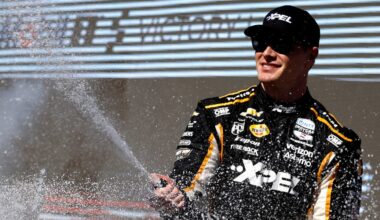 Josef Newgarden Wins at Phoenix, Shows Off IndyCar to NASCAR Fans
