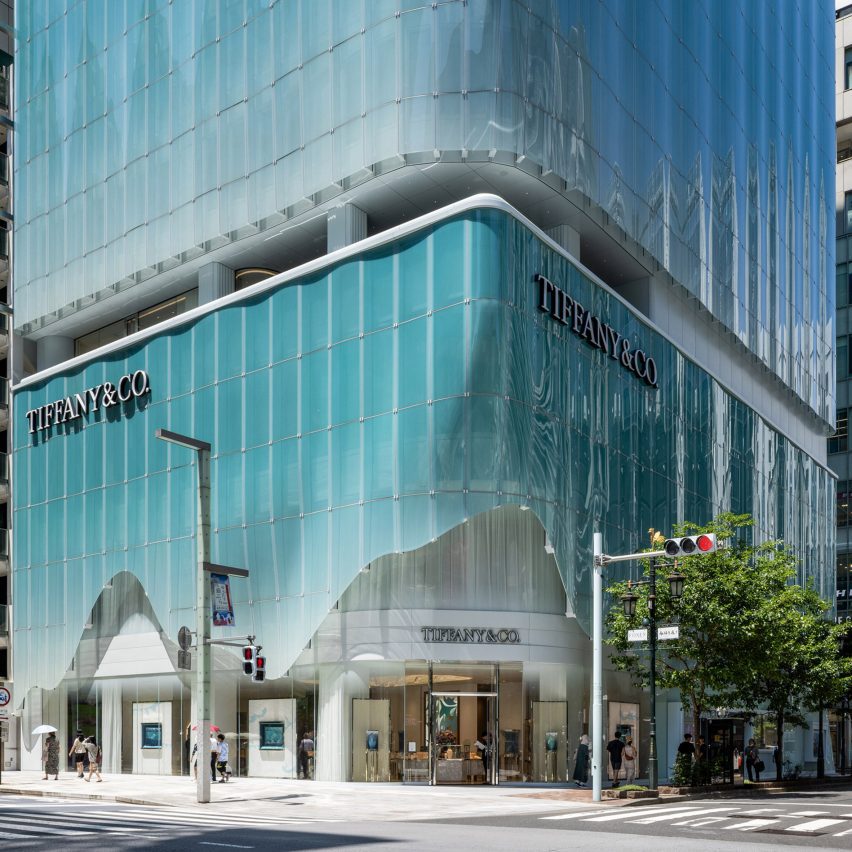 Undulating glass facade by Jun Aoki & Associates