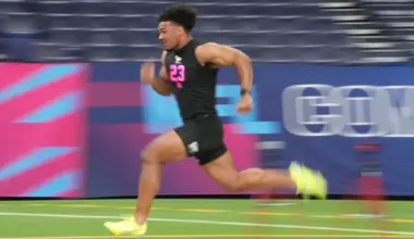 Top athletic comparisons for Kenyon Sadiq after the NFL Combine image