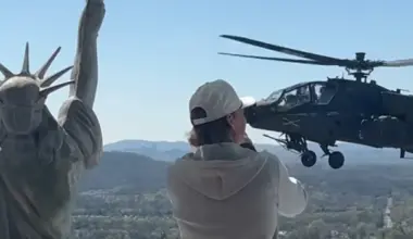 Kid Rock Celebrates Two Military Attack Helicopters Visiting His Mansion 'The Southern White House'