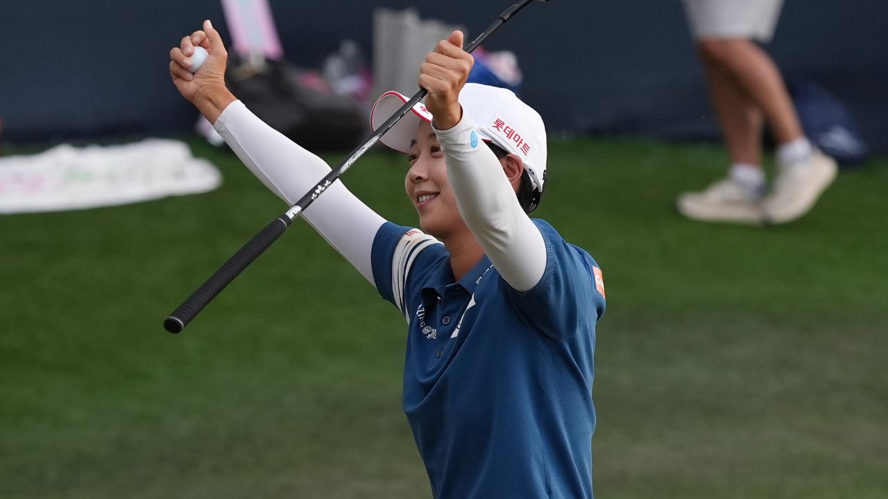 Hyo Joo Kim wins for second week in a row at Ford Championship