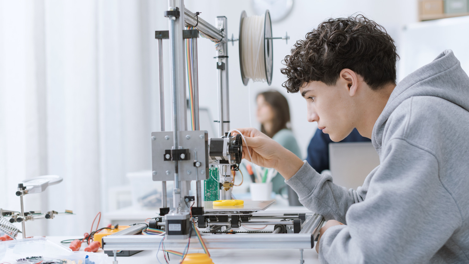 5 Cool Smartphone Accessories You Can 3D Print