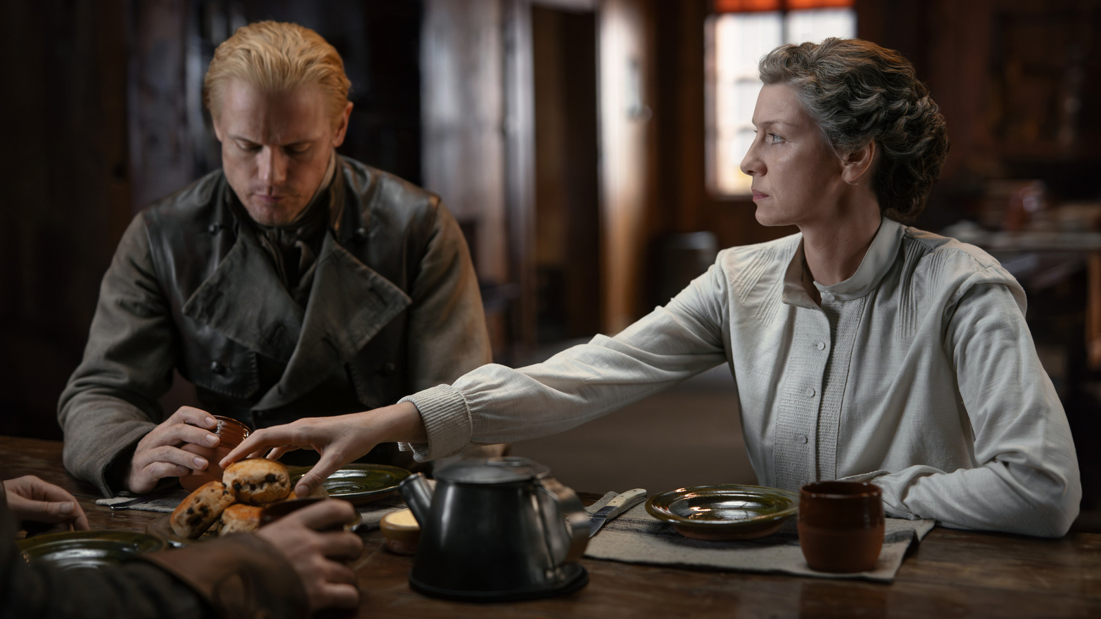 Outlander's [Spoiler] Dies In Brutal Episode 2 Attack — Read Recap - TVLine