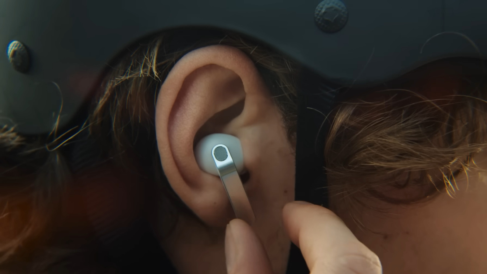 4 Earbuds With Better Battery Life Than The Galaxy Buds 4 Pro