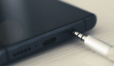 5 Android Phones That Still Come With A Headphone Jack In 2026