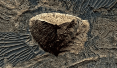 Bizarre 'three-sided pyramid’ similar to Egypt’s seen on Mars in resurfaced NASA images