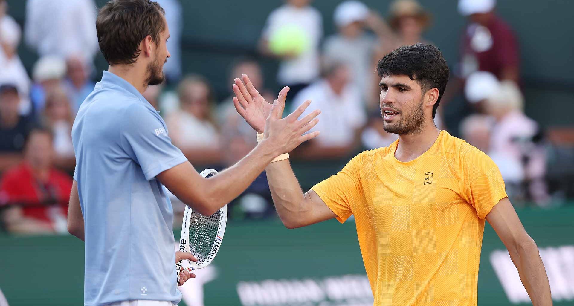 Daniil Medvedev ends Carlos Alcaraz's perfect start to 2026 to reach Indian Wells final | ATP Tour