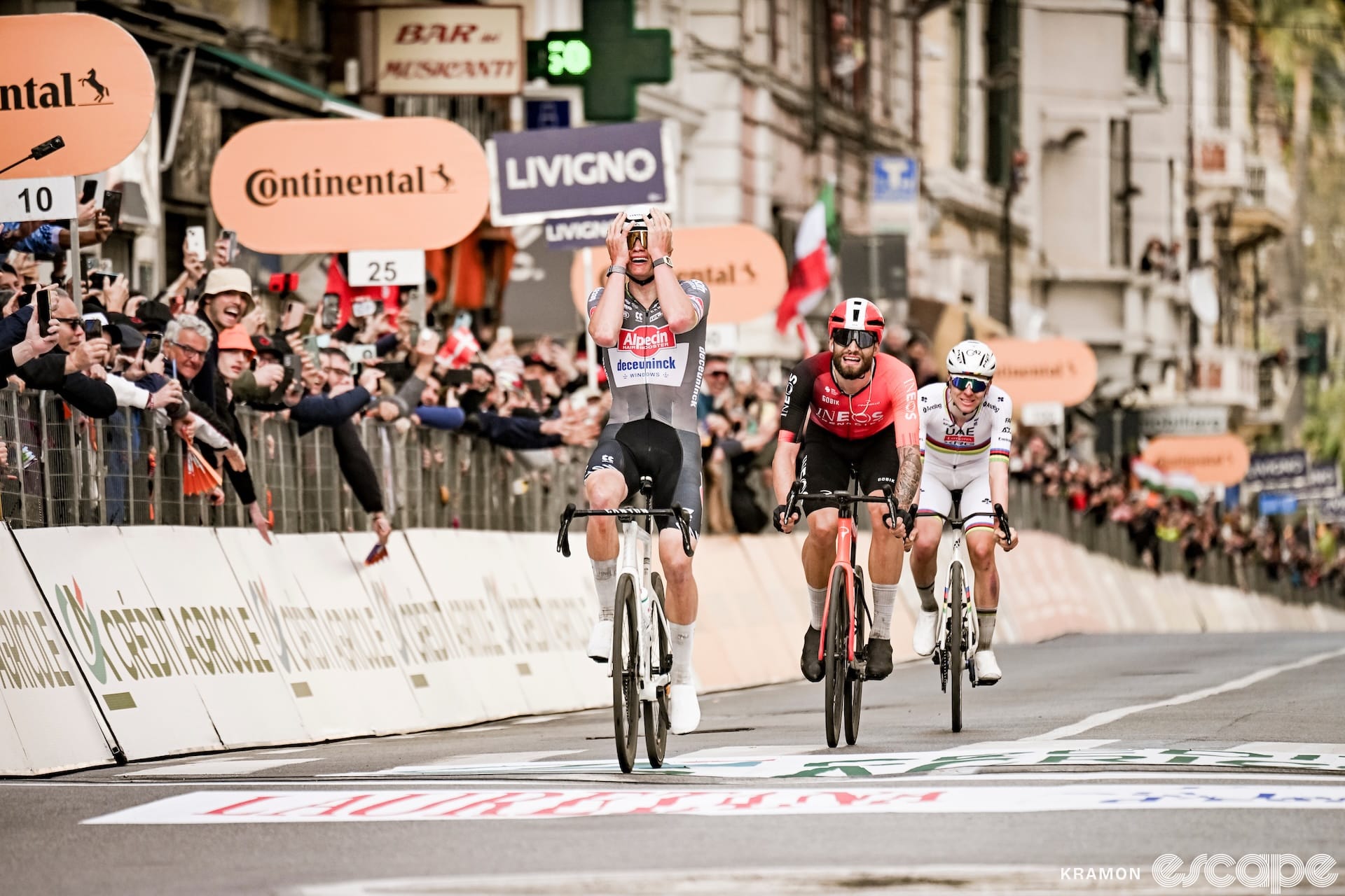 Preview: Can Pogačar actually drop Van der Poel at Milan-San Remo?