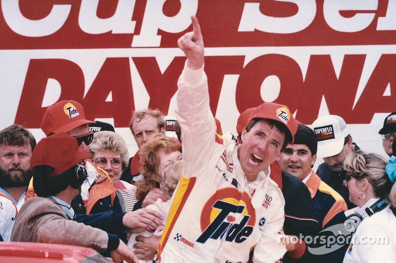 Race winner Darrell Waltrip