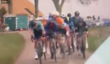 NSN Cycling Team apologises for cyclist who punches rival in the head -