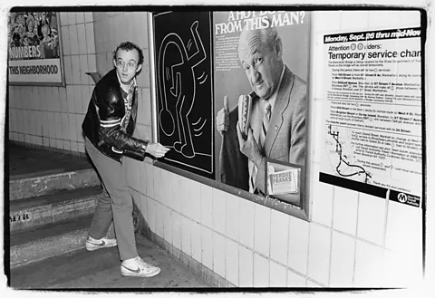 Laura Levine/ Corbis via Getty Images/ Moco A new London exhibition focuses on the graffiti illustrations Haring drew on the New York subway (Credit: Laura Levine/ Corbis via Getty Images/ Moco)