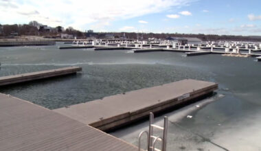 Ice 'extremely unsafe,' Hamilton police say after six end up in water