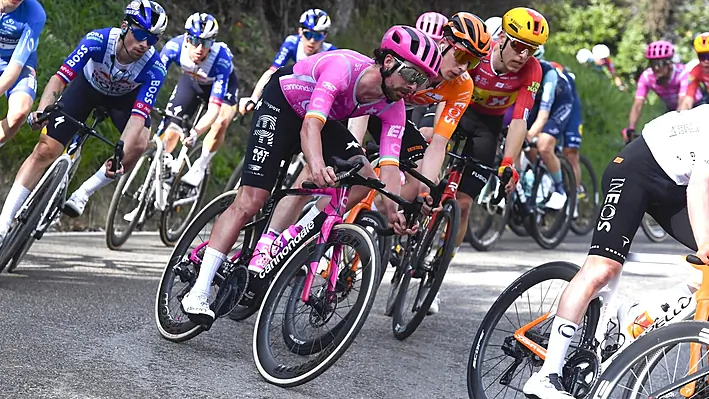 Pressure off Ben Healy as progress gathers pace towards Ardennes