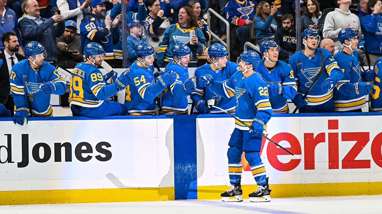 Suter buries a SHG | NHL.com