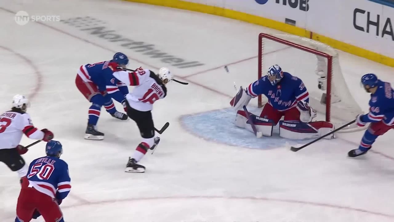 Brown grabs the lead with PPG