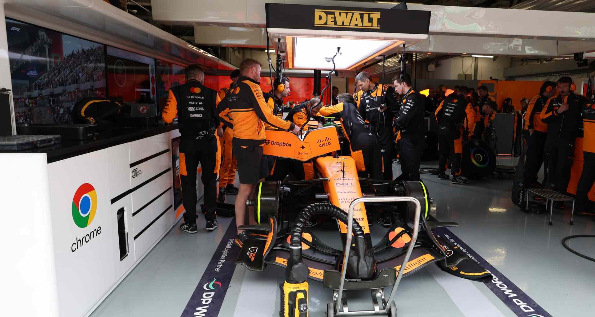 Lando Norris, McLaren, Shanghai International Circuit, 2026