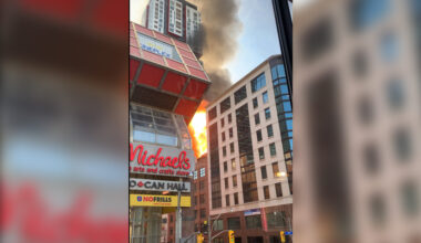 Fire crews respond to explosion atop building in downtown Toronto