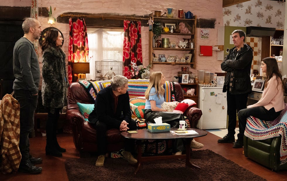 Sam Dingle, Cain Dingle, Sarah Sugden, Belle Dingle, Emmerdale sam dingle, cain dingle, sarah sugden, belle dingle, emmerdale