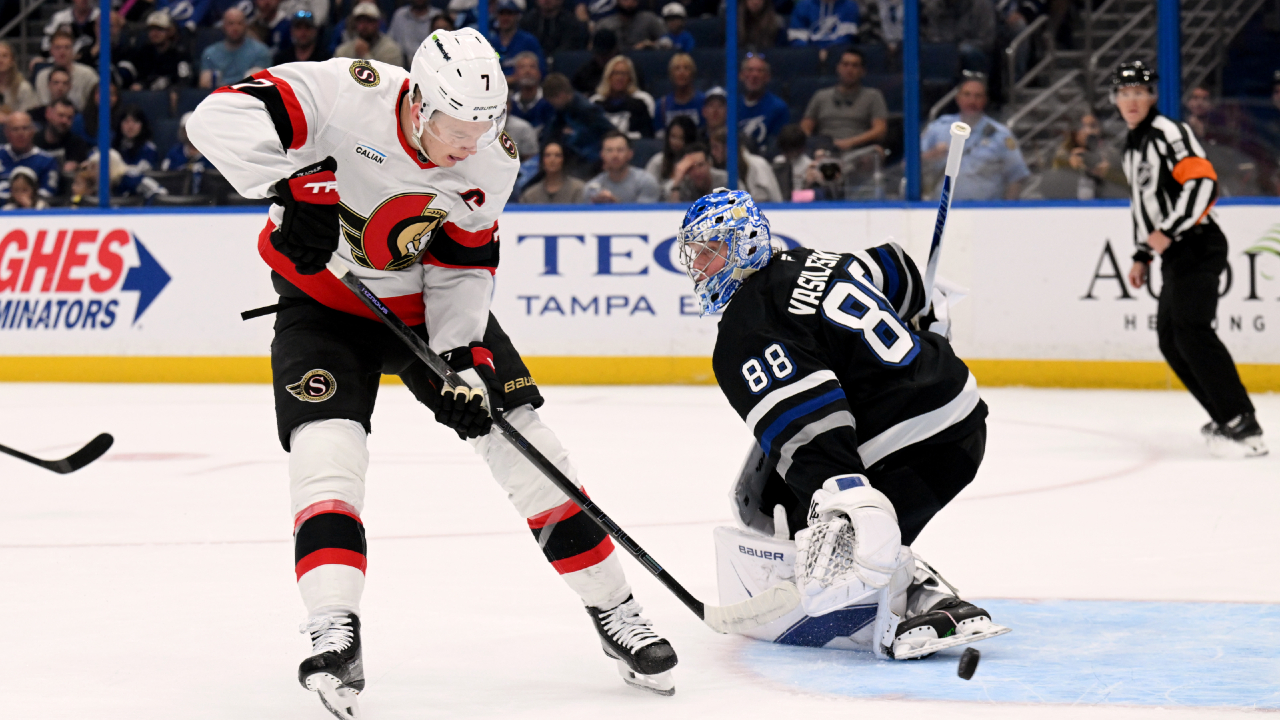Senators blow lead to Lightning, lose ground in playoff race