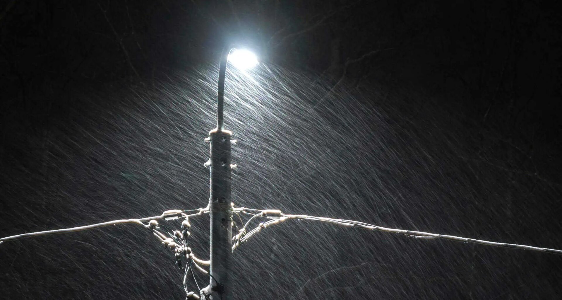 Up to 15 cm of snow expected in Toronto and southern Ontario