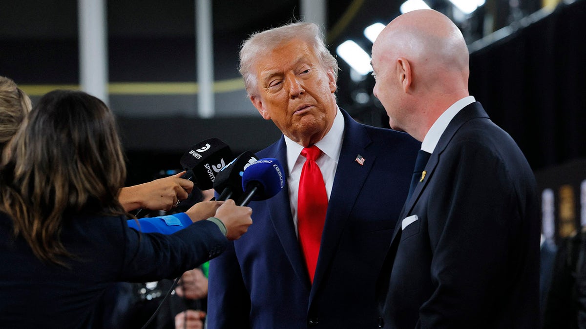 Trump talks to Infantino