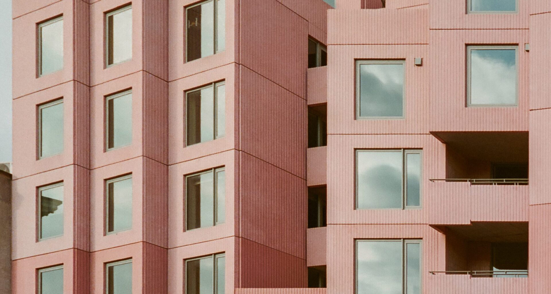 SO-IL's uses pink concrete for Brooklyn apartment building