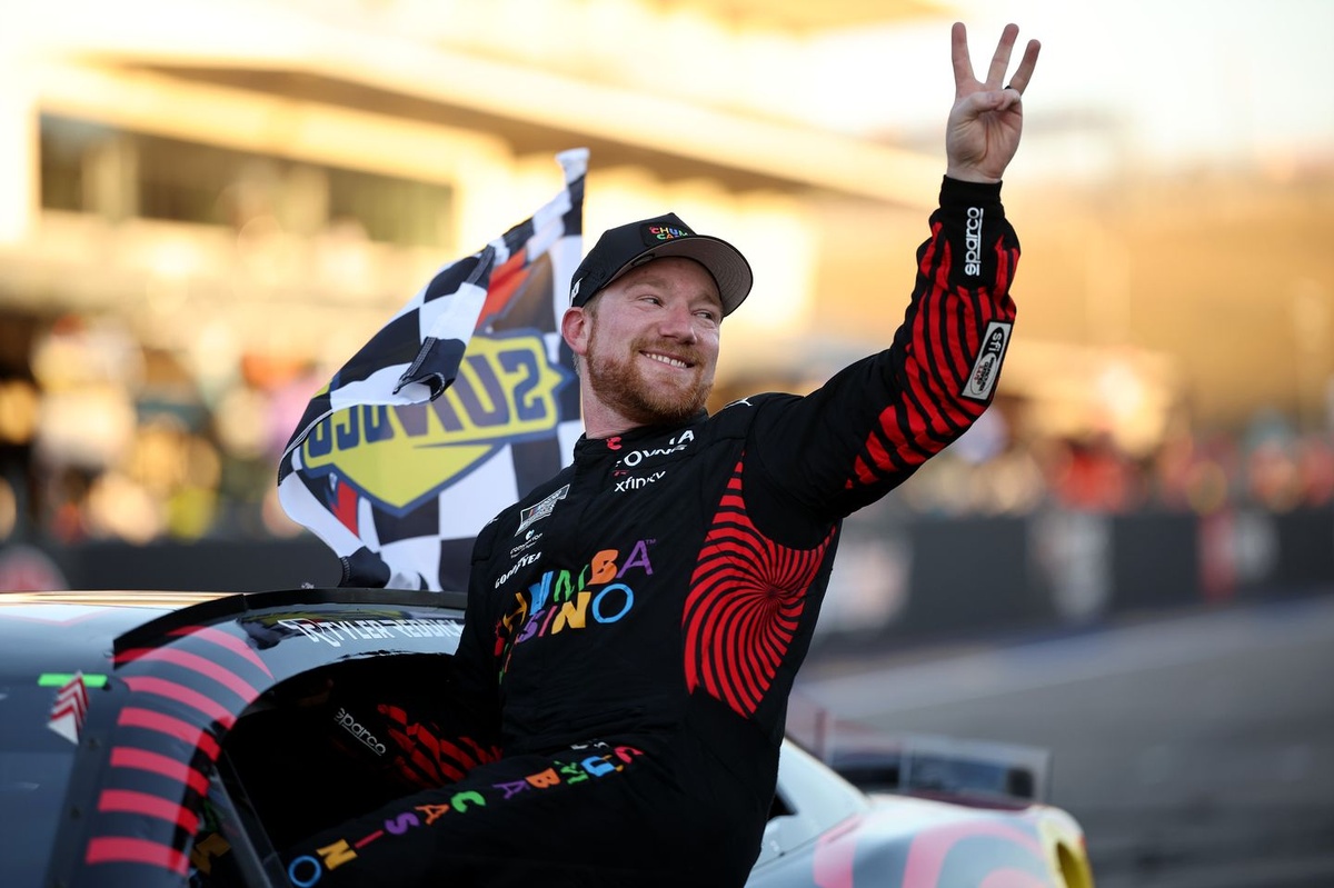 Tyler Reddick beats Van Gisbergen to earn historic COTA NASCAR Cup win
