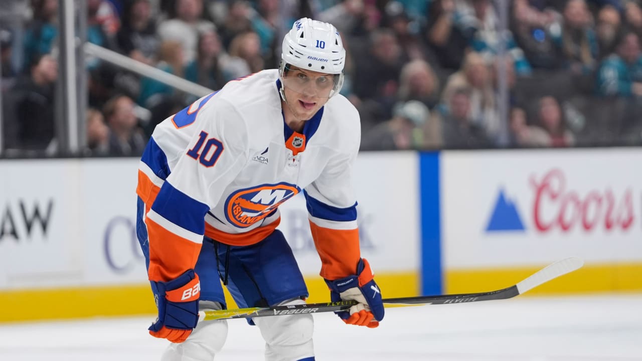 Schenn 'fits exactly what we need' for Islanders following Deadline