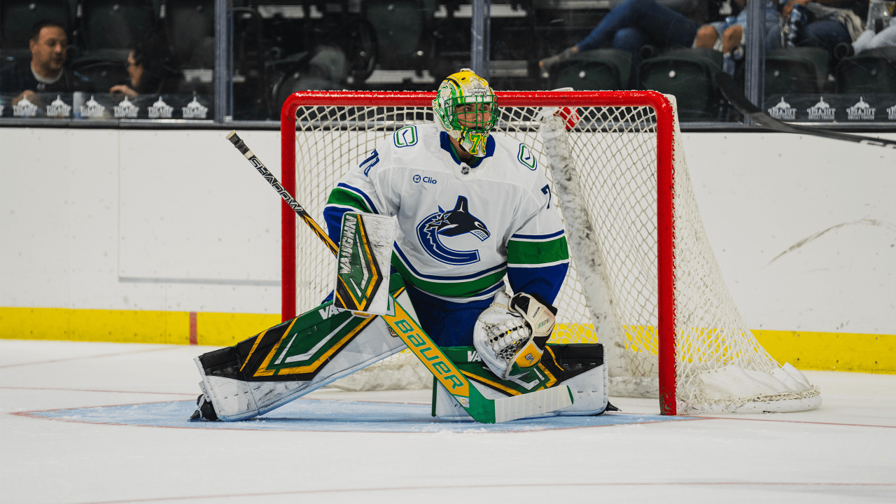 Building Blue: Aleksei Medvedev Prepares for OHL Playoffs